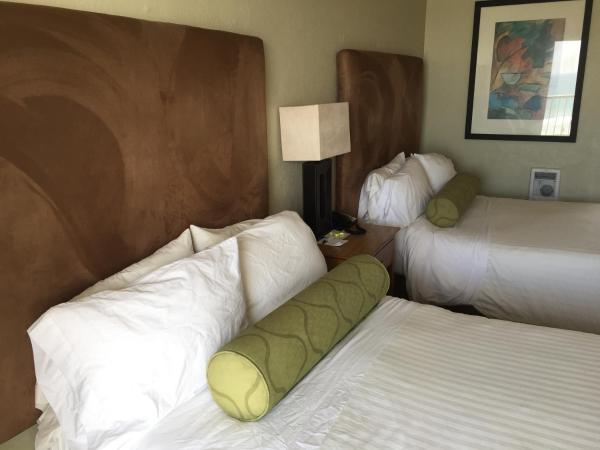 Surfer Beach Hotel : photo 3 de la chambre chambre double