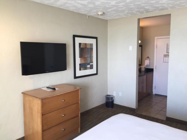 Surfer Beach Hotel : photo 5 de la chambre chambre lit king-size