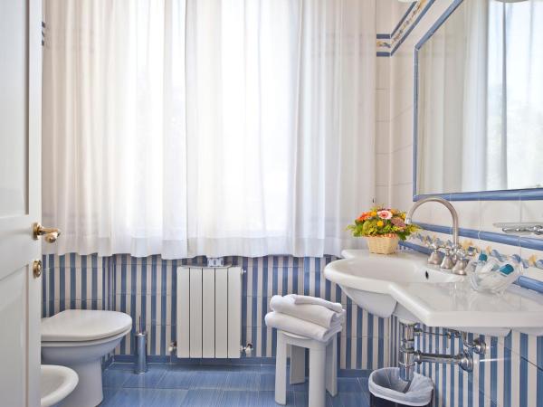 Hotel Italia : photo 6 de la chambre chambre double supérieure