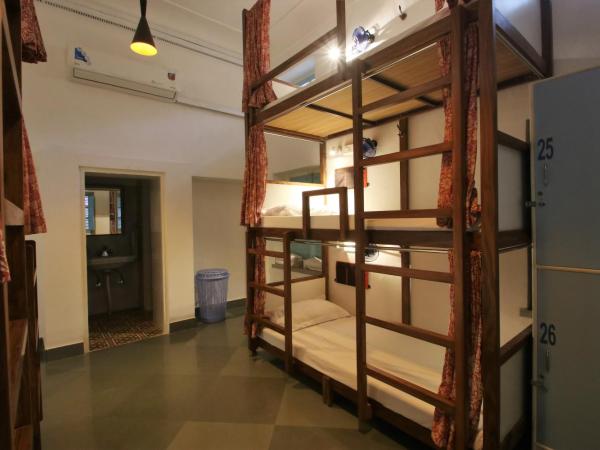 Jaipur Jantar Hostel : photo 2 de la chambre dortoir climatisé mandna 6 lits