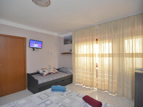 Guest house l'Edera di Gavina apt : photo 4 de la chambre studio