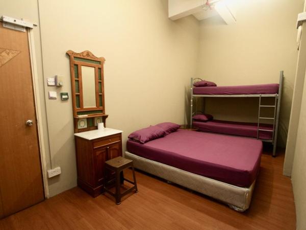 Backpacker Cozy Corner Guesthouse : photo 2 de la chambre chambre quadruple