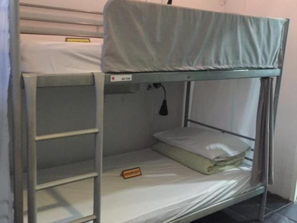Royal Lodge @ Pagoda Street : photo 4 de la chambre lit simple dans dortoir mixte