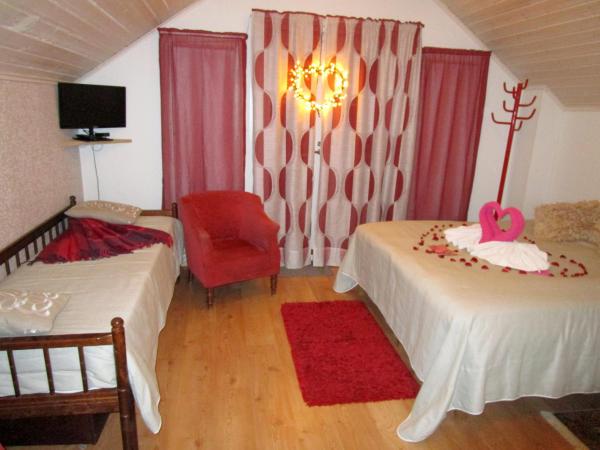 TurusenSaha Guesthouse : photo 3 de la chambre chambre lits jumeaux deluxe - vue sur mer