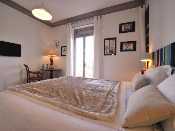 B&B Villa Du Roc Fleuri : photo 6 de la chambre chambre double avec balcon