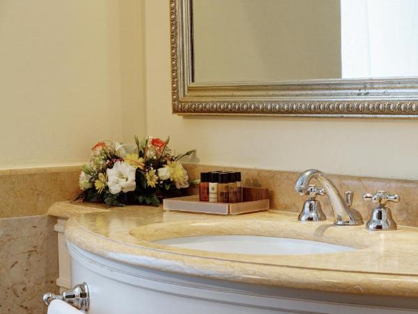 Mercure Catania Excelsior : photo 4 de la chambre chambre double ou lits jumeaux deluxe avec balcon