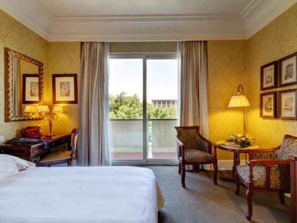 Mercure Catania Excelsior : photo 2 de la chambre chambre double ou lits jumeaux deluxe avec balcon
