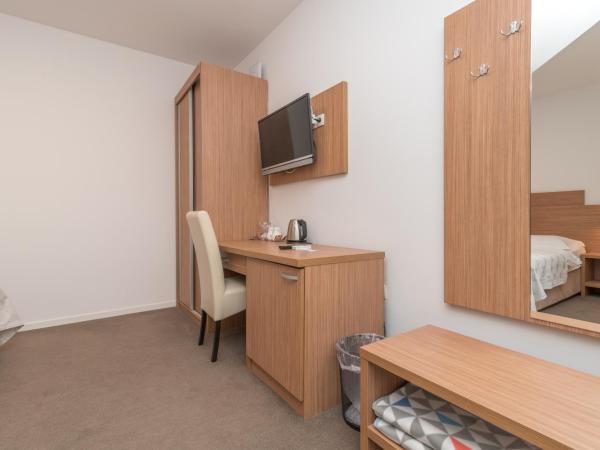 Villa Lučica Trogir : photo 10 de la chambre chambre double ou lits jumeaux avec balcon