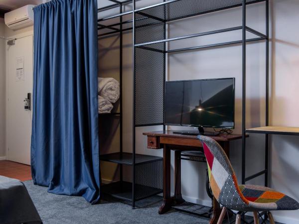 Stay Swanky Hostel : photo 5 de la chambre chambre double deluxe