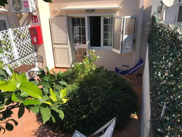 La Reginella Capri : photo 3 de la chambre chambre familiale standard