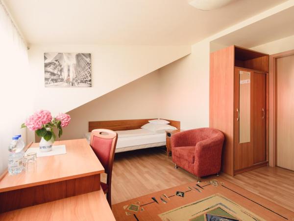 Pokoje Gościnne Akropol : photo 5 de la chambre chambre lits jumeaux