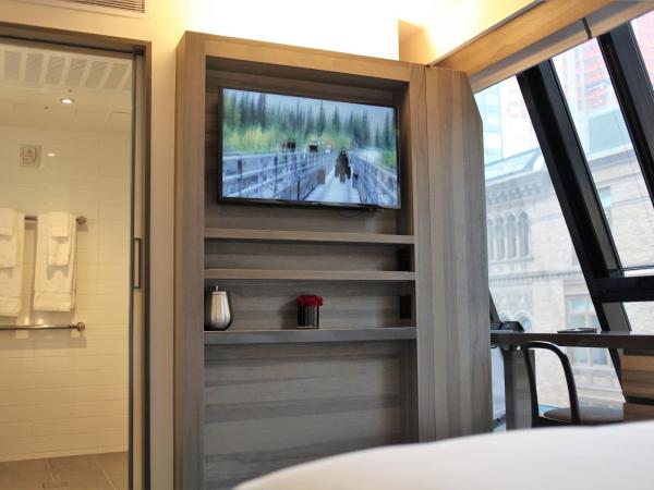 Carnegie Hotel : photo 5 de la chambre suite junior supérieure avec lit queen-size