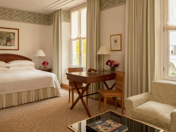 Four Seasons Hotel Milano : photo 5 de la chambre chambre lit king-size premium - vue sur jardin 