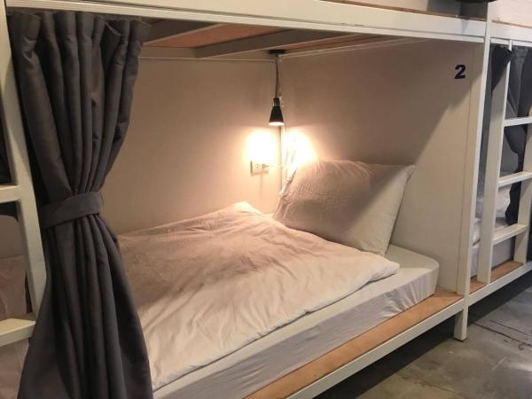 Hub of Joys Hostel : photo 2 de la chambre lit dans dortoir pour hommes de 6 lits