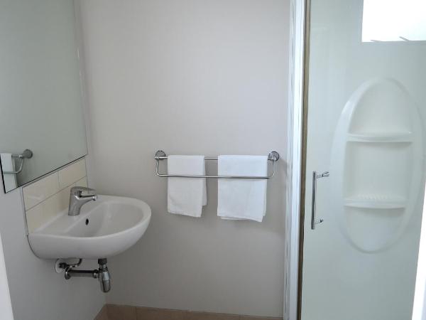 Anzac Court Motel : photo 1 de la chambre studio lits jumeaux