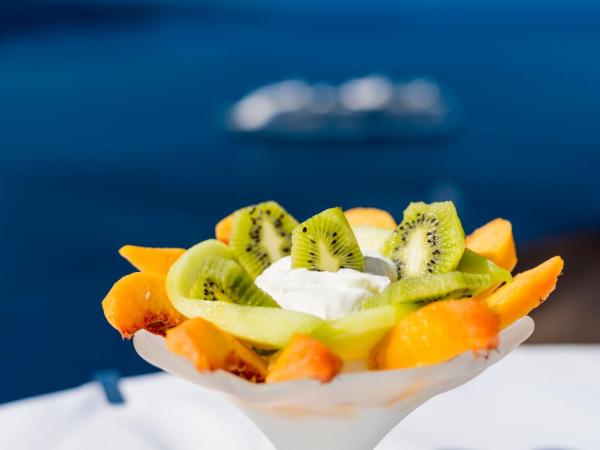 Kratiras View Luxury Suites : photo 9 de la chambre suite junior - vue sur caldeira 