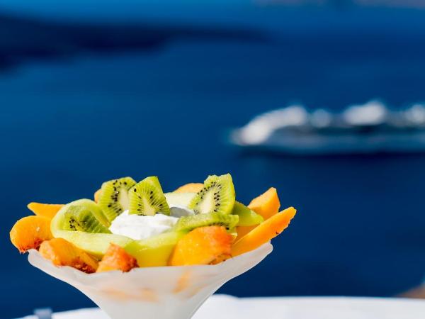 Kratiras View Luxury Suites : photo 7 de la chambre suite junior - vue sur caldeira 