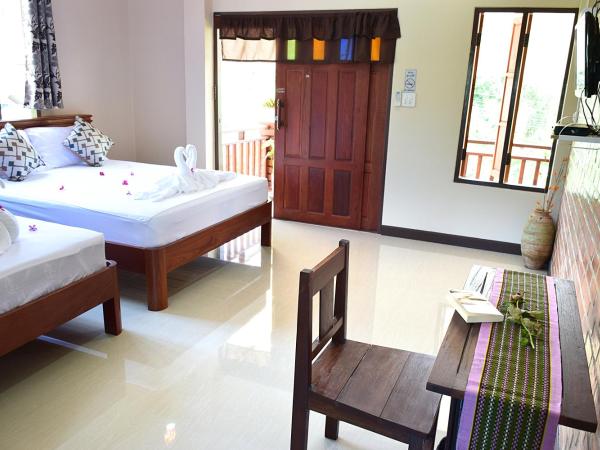 Siam Guesthouse : photo 4 de la chambre chambre triple deluxe