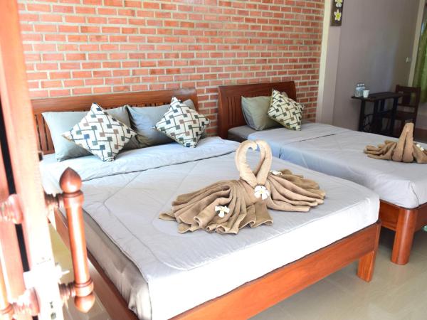 Siam Guesthouse : photo 9 de la chambre chambre quadruple premium