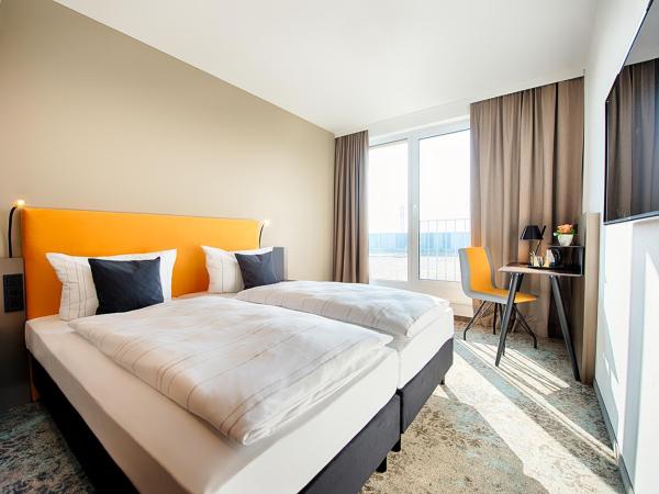 LOGINN Hotel Leipzig : photo 2 de la chambre chambre double affaires