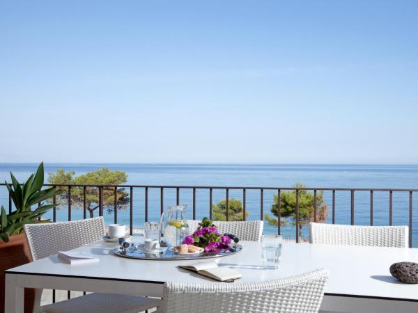 Taormina Villa Oasis Residence : photo 2 de la chambre suite - vue sur mer