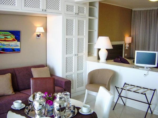 Taormina Villa Oasis Residence : photo 4 de la chambre suite - vue sur mer