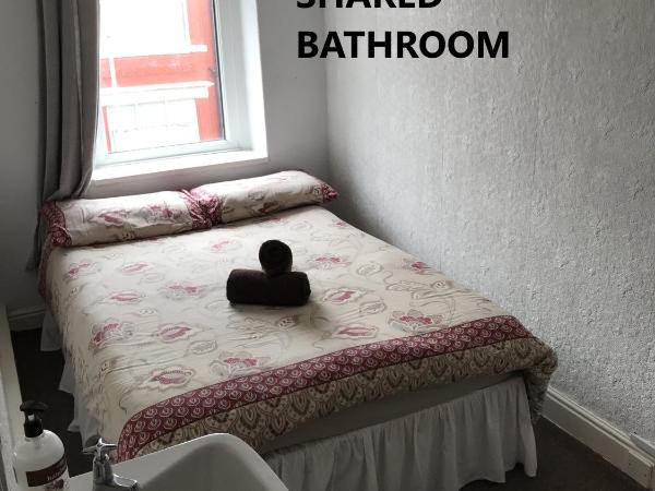 Coco Beach Hotel : photo 3 de la chambre chambre double avec salle de bains commune