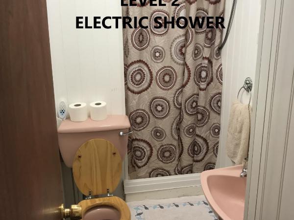 Coco Beach Hotel : photo 7 de la chambre chambre double avec salle de bains commune