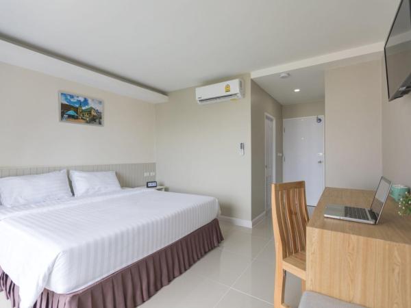 The Royal P Phuket - SHA Plus : photo 6 de la chambre chambre double standard