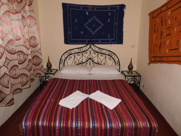 Cinema Riad : photo 5 de la chambre chambre double avec salle de bains privative