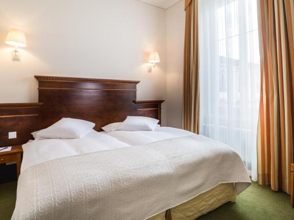 Hotel Reine Victoria by Laudinella : photo 4 de la chambre chambre double supérieure