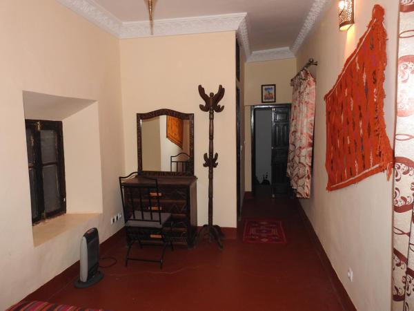 Cinema Riad : photo 7 de la chambre chambre double avec salle de bains privative