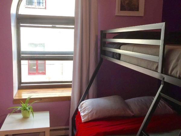 Auberge Alternative : photo 9 de la chambre chambre triple basique avec salle de bains commune