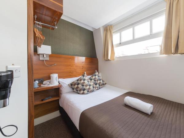 Chester Hotel : photo 1 de la chambre chambre simple avec salle de bains privative