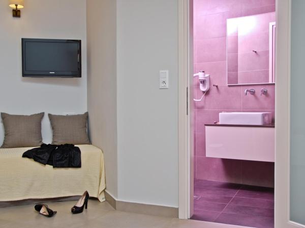 Xenia Hotel : photo 7 de la chambre chambre quadruple