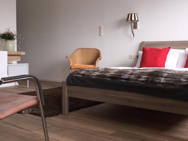 Düsseldorfer Domicil Media Harbour : photo 5 de la chambre appartement avec balcon