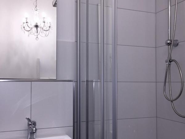 Düsseldorfer Domicil Media Harbour : photo 1 de la chambre appartement avec balcon