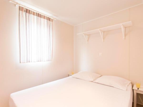 Village Vacances Le Parc Des Chênes (by Popinns) : photo 3 de la chambre mobile home - 8 personnes