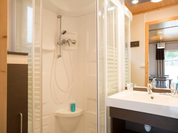 Village Vacances Le Parc Des Chênes (by Popinns) : photo 9 de la chambre chalet 2 chambres (4 personnes)