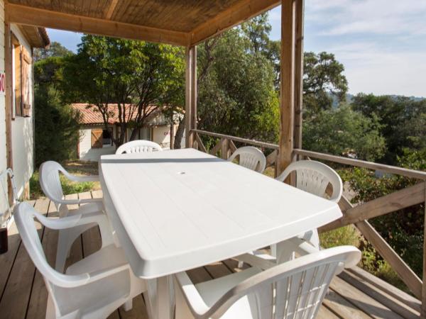 Village Vacances Le Parc Des Chênes (by Popinns) : photo 7 de la chambre chalet 3 chambres (6 personnes)