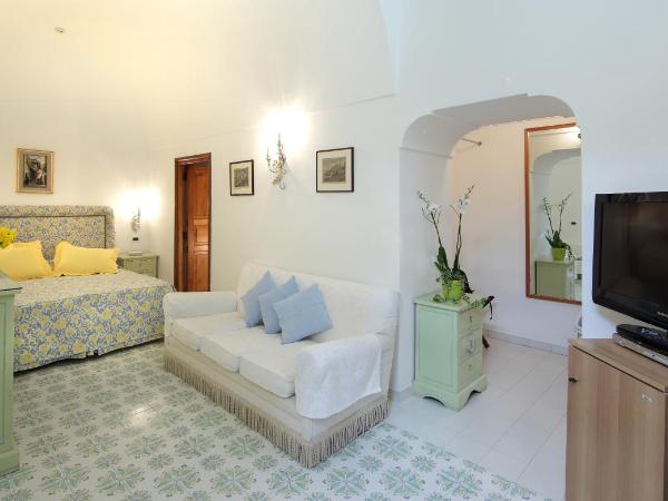 Hotel Villa Brunella : photo 3 de la chambre petite chambre double ou lits jumeaux