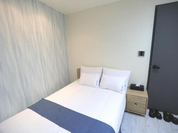 Must Stay Hotel Myeongdong : photo 2 de la chambre chambre triple