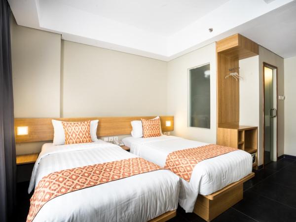 Maple Hotel Grogol : photo 1 de la chambre chambre double ou lits jumeaux supérieure