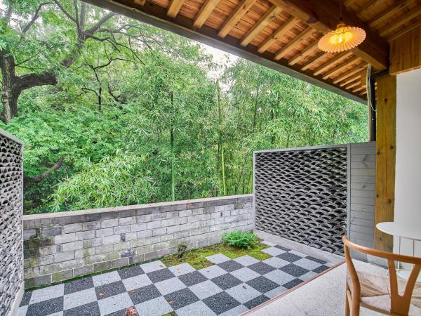 Wei Wen Inn : photo 4 de la chambre chambre double - vue sur montagne