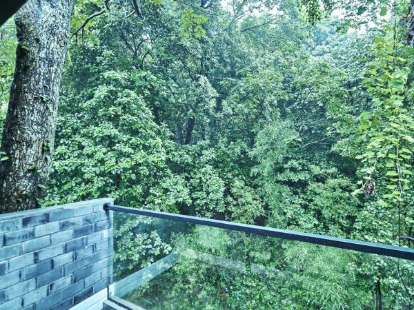 Wei Wen Inn : photo 6 de la chambre chambre triple avec balcon