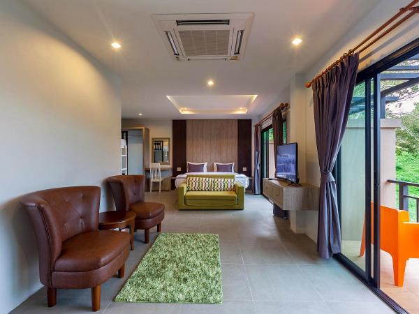 Phi Phi Top View Resort : photo 8 de la chambre chambre familiale avec balcon