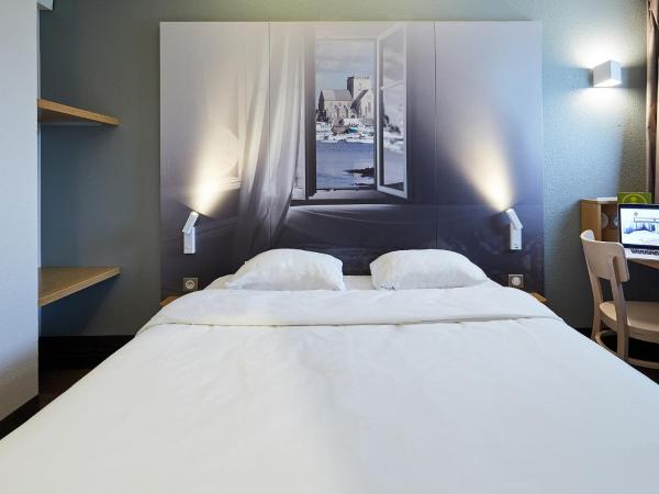 B&B HOTEL Cherbourg : photo 1 de la chambre chambre double