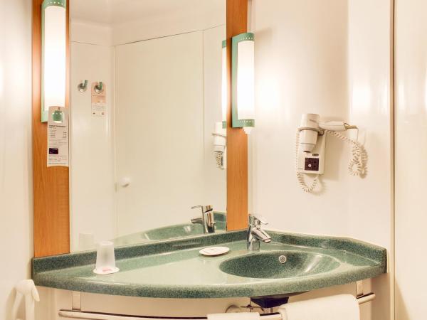 ibis Mumbai Airport - An Accor Brand : photo 5 de la chambre chambre lits jumeaux standard