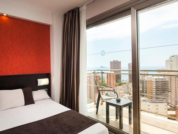 Sandos Monaco - Adults Only : photo 2 de la chambre chambre lits jumeaux deluxe