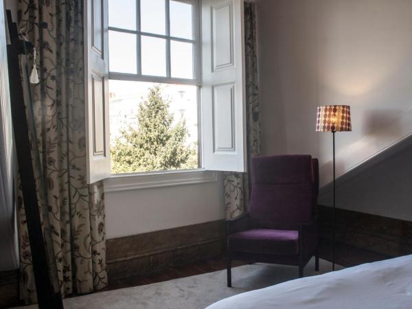 Oporto Loft : photo 2 de la chambre chambre double avec balcon